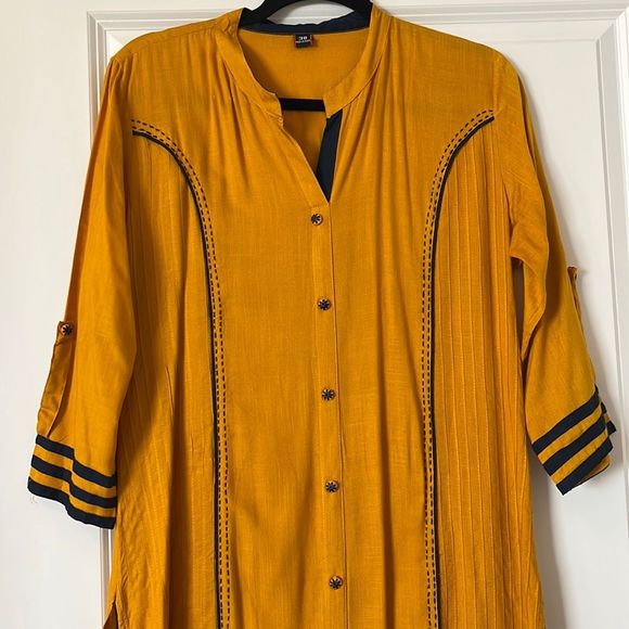 Yellow Kurtha. NWOT. - Picture 3 of 8